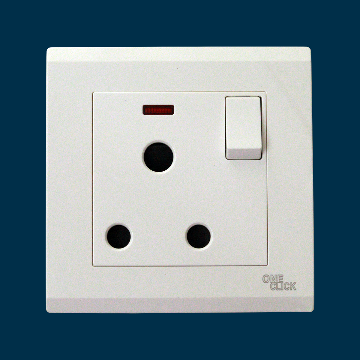Untitled-4 15 A 3 PIN ROUND SOCKET WITH SWITCH - Image 1